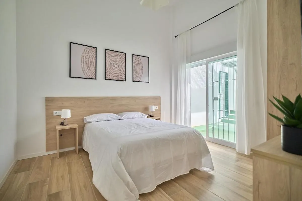 Hasta Para 6 Viajeros, Luz Natural Cocina Equipada Algeciras Apartamento