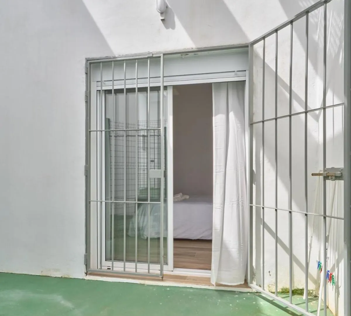 Hasta Para 6 Viajeros, Luz Natural Cocina Equipada Algeciras