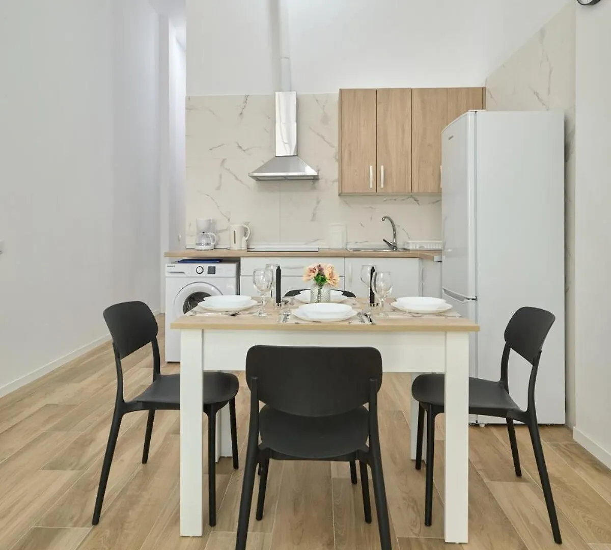 Apartamento Hasta Para 6 Viajeros, Luz Natural Cocina Equipada Algeciras